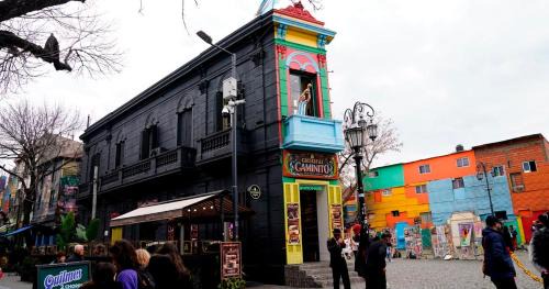 La Boca Apartment | La Bombonera caminito