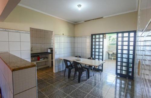 Parque Ribeirao Preto House | Casa com Churrasqueira e WiFi em Parque Ribeirao
