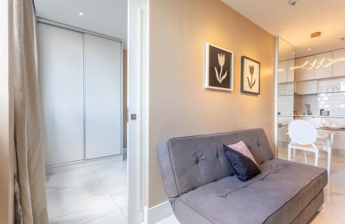 Taguatinga Apartment | Studio completo estilo casa com lava e seca, Go Inn