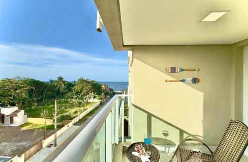Itacolomi Apartment | Aptos Pé na Areia Vista Mar Condomínio Resort Completo com Piscina borda Infinita, Beach Tennis, Academia, Sala de Jogos, Brinquedoteca, Playground e Portaria 24H 2 Quartos com Ar-Condicionado, Churrasqueira Privativa Reserve Agora e Viva essa Experiência