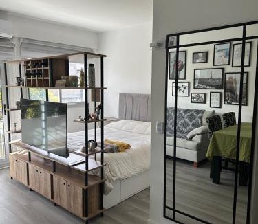 Flores Apartment | Excelente departamento en Buenos Aires con balcon