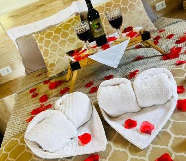 Jarinu House | Bangalo Aconchegante Privativo com Varanda e Churrasqueira - Sitio Pauletto - Pet Friendly