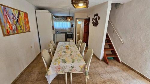 Cosquin House | El Rey Arturo, El Condado, Cosquín