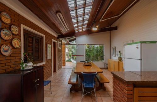 Atibaia House | Casa de Campo com Lago, Piscinas Jacuzzi e Sauna