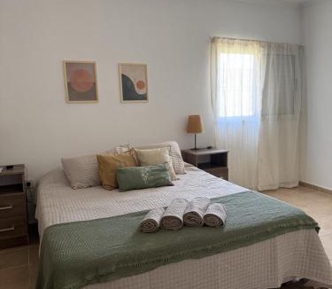 Arroyo Leyes House | Entreverdes, Casas de alquiler - Casa Jacarandá