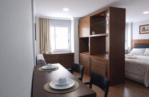 Jardins Hotel | Flat com piscina no Jardim Paulista a 300m da Av Paulista e metrô