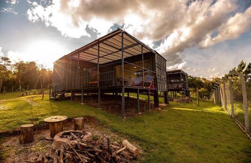 Sao Roque House | Villa Container in the Wine Route