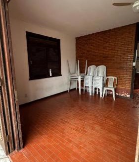 Praia Grande House | Casa ampla e bem localizada - 1 rua da praia