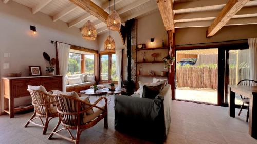 Colonia Chapadmalal House | Casa Geo - Casa en Chapa Zona Cruz del Sur Para 4 PAX con Parrilla - Hola Sur