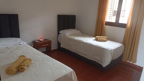 Robles Department Apartment | Descanso Perfecto Ruta 34, Wifi, Cochera e Ideal para Viajeros, 3 personas