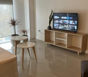 Marcos Juarez Apartment | Esmeralda Apart a Estrenar