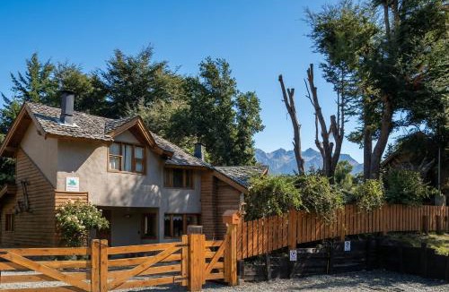 Correntoso Ski Chalet | Lelikelen Cabañas del Bosque