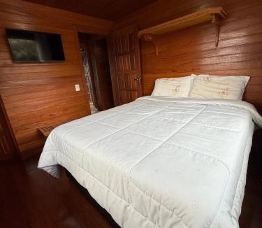 Vitor Hugo House | Bela Vista Chalet - inside China Park Eco Resort