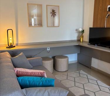 Subsetor Sul - 5 Apartment | Flat novinho, completo e bem localizado