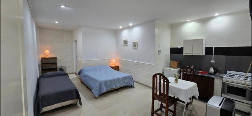 Yerba Buena Apartment | Monoambiente Pringles 1740 Planta Baja Parking Gratis