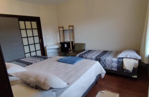 Pomerode House | Casa suíça luxo-suite nr2- para 4 pessoas