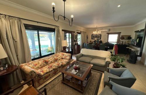 Tapia House | Las Cortaderas House