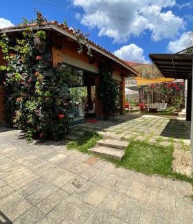 Santa Rita do Sapucai Hotel | Café e Pousada Jardim Secreto