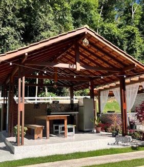 Santa Leopoldina Ski Chalet | Flora Chalés