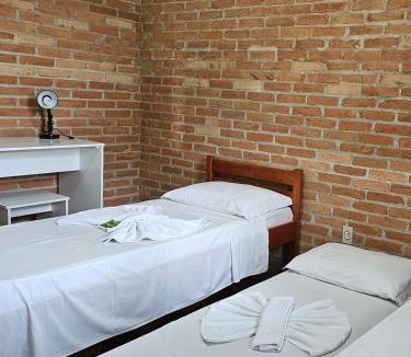 Vinhedo Hotel | Pousada Siloé - Mosteiro de São Bento em Vinhedo