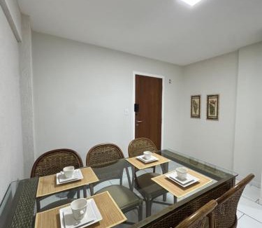 Enseada Azul Apartment | Aconchegante apartamento a 100 mt da Praia da Bacutia