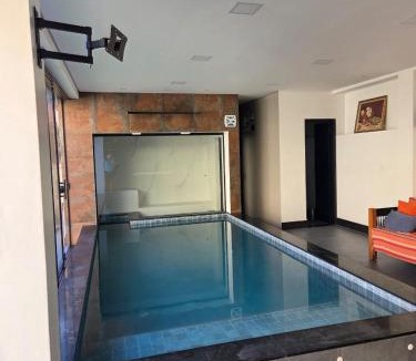 Portal da Olaria House | Casa Nunes São Sebastião - Piscina Coberta e Aquecida