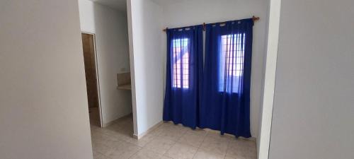 La Rioja House | CASA CON PILETA Y COCHERa