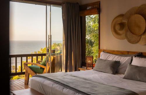 Ilheus Apartment | Casa com 4 Suítes, Piscina e Churrasqueira