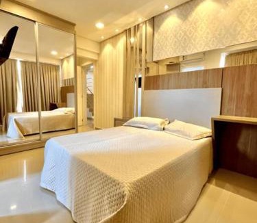 Canto Grande Apartment | Cobertura Duplex com Vista Mar entre 2 Praias