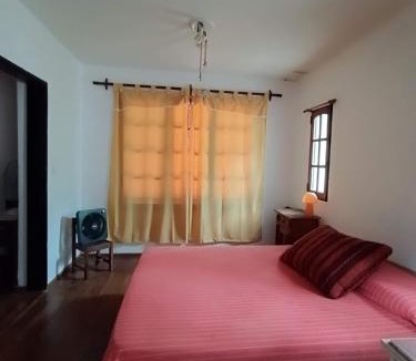 Las Rosas House | Casa Soleares