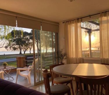 Chascomus House | Casa Chalet "La Roja" -vista a la laguna!-