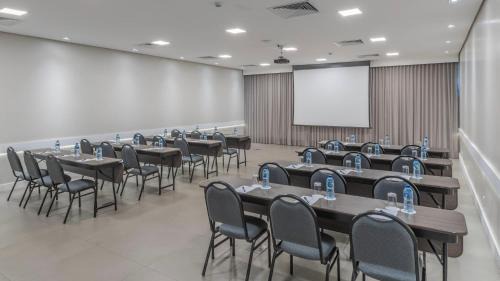 Da Goiabeira Hotel | Hotel Deville Prime Cuiabá