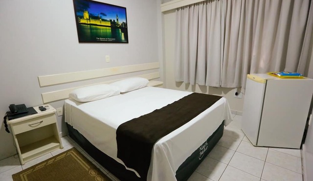 Nayru Hotel