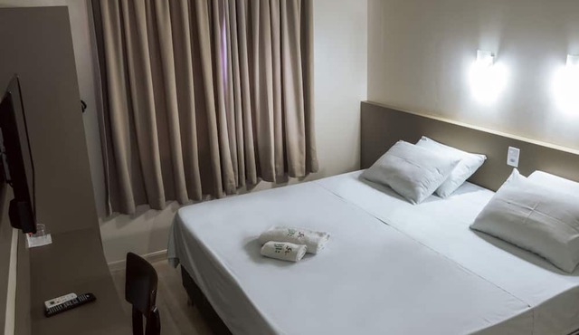 Palotina Palace Hotel