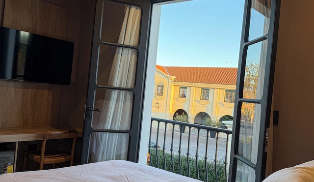 Chateau Montchenot Hotel de Cielo