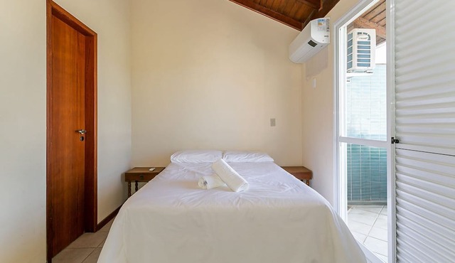 Cozy Two-story House Just 120m From the Beach! EDE