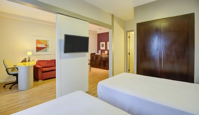 Quality Suites Alphaville in Barueri