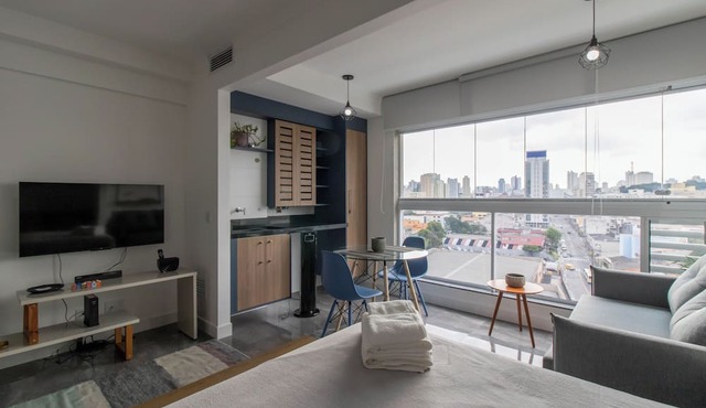 Contemporary Studio - GRU