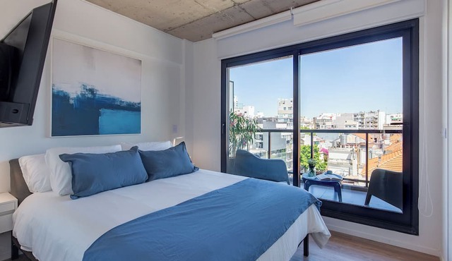Luxurious 2-bedroom apartment with AC, 1 GB Ultra Fast Wifi - Luxurious Mattress
