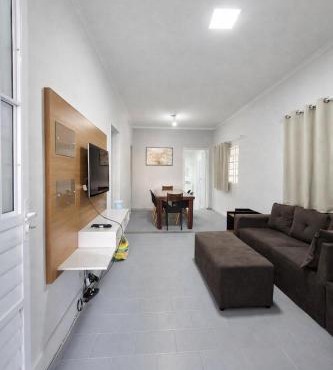 Casa p 11 pessoas prox Parque do Sabia, Arena Sabiazinho, Ufu, Madrecor com garagem para 3 carros