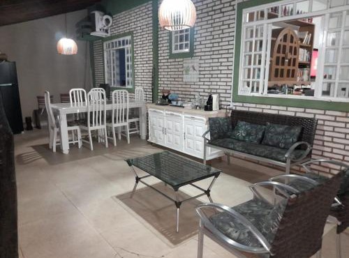 Casa em bairro nobre com jacuzzi privativa area gourmet varanda ampla
