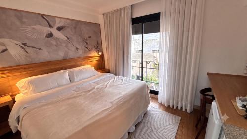 Le Flâneur Boutique Hotel
