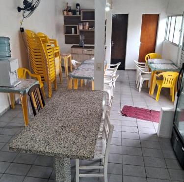 casa espacosa a 100 metros da praia do sonho