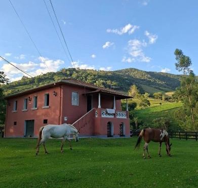 Sítio colonial no Sul de Minas Gerais in Ouro Fino