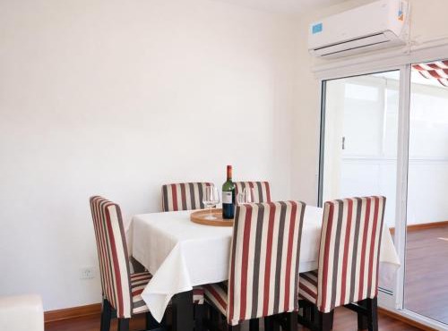 Luminoso 4 ambientes, terraza con parrilla - Zona Céntrica Htal Garrahan