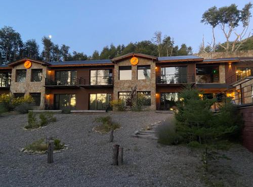 Cabañas y Hosteria El Condor Pasa VLA