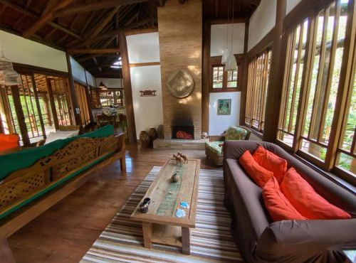 Casa Sertão de Camburi