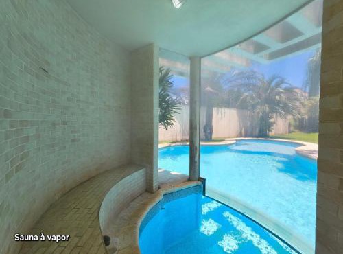 Casa em Área Nobre Piscina com Sauna prox Centro in Foz do Iguaçu