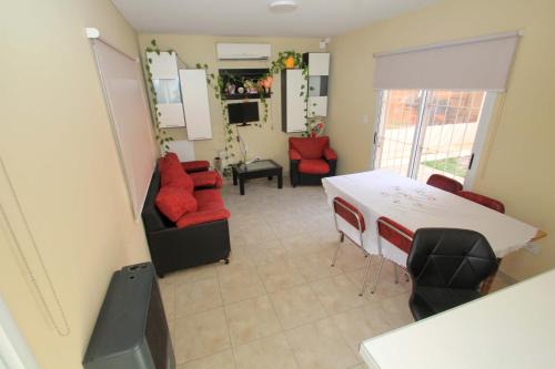 Casa espaciosa con garage