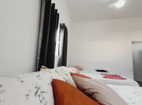 bairro Jardim Batistao - casa 4 quartos, 4 banheiros , 5 vagas de garagem